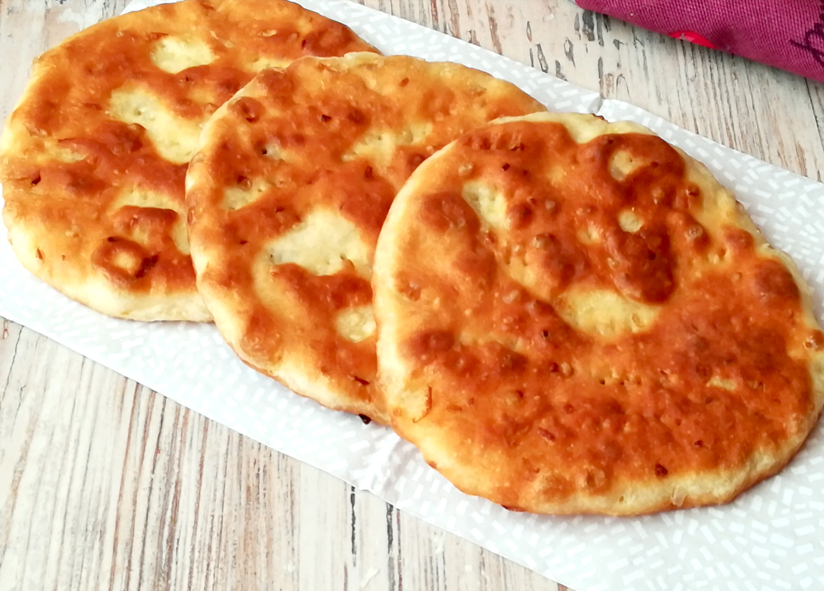 Луковые лепешки