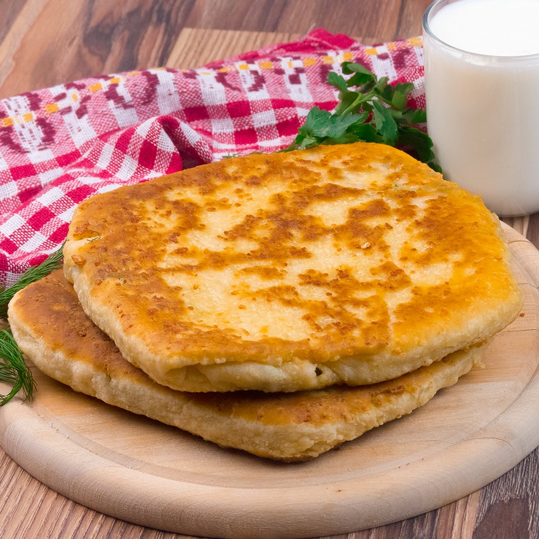 Сырные лепёшки на сковороде