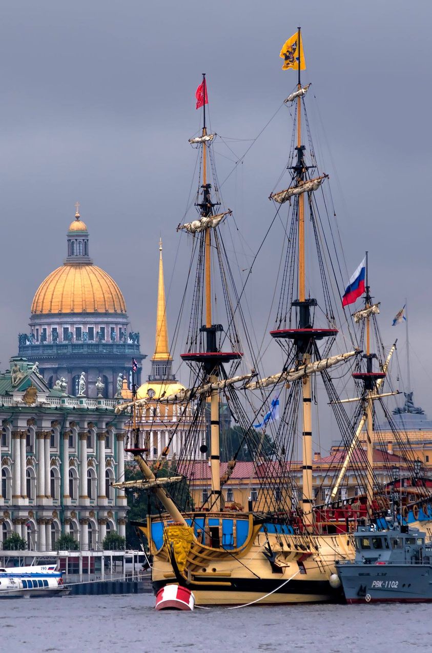 корабль полтава в санкт петербурге