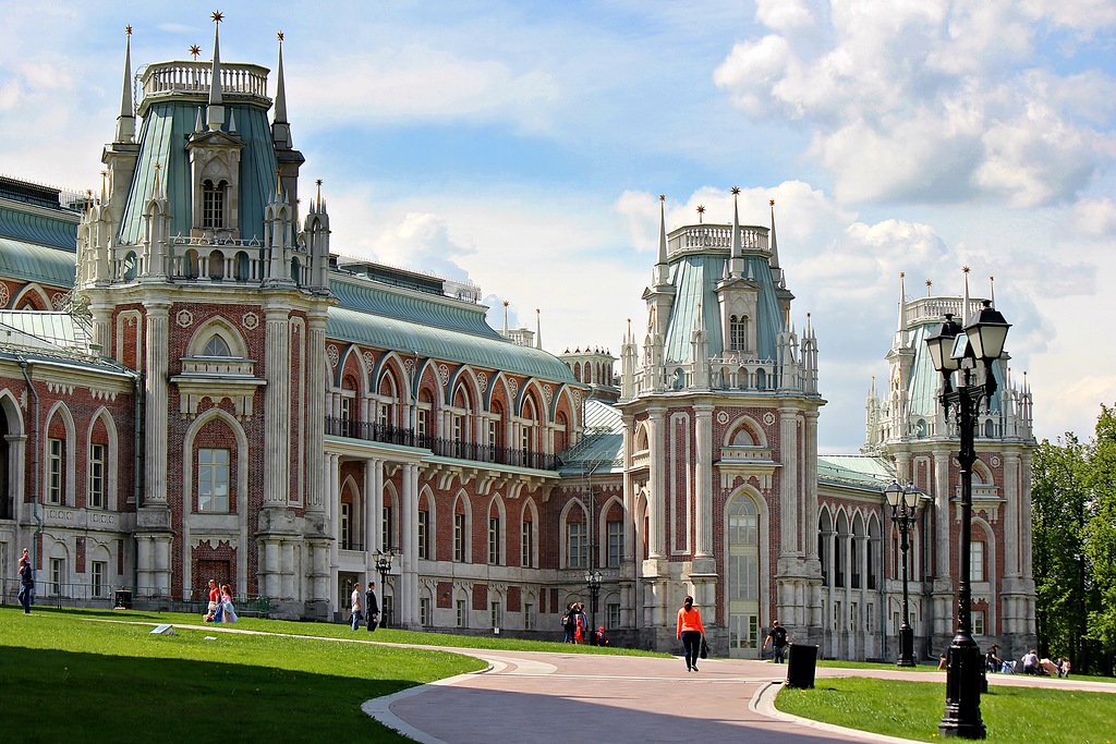 Дворец царицыно в москве. Музей усадьба Царицыно. Парк заповедник Царицыно. Царицыно (дворцово-парковый ансамбль). Парк музей Царицыно.