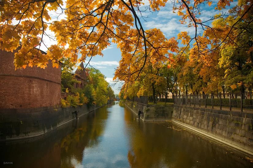 Санкт Петербург каналы осень