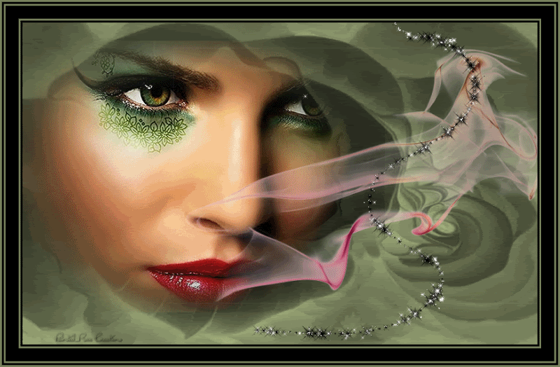 Блеск твоих губ. Живые женские глаза. Взгляд зеленых глаз. Живая женщина. Сверкающие зеленые глаза.