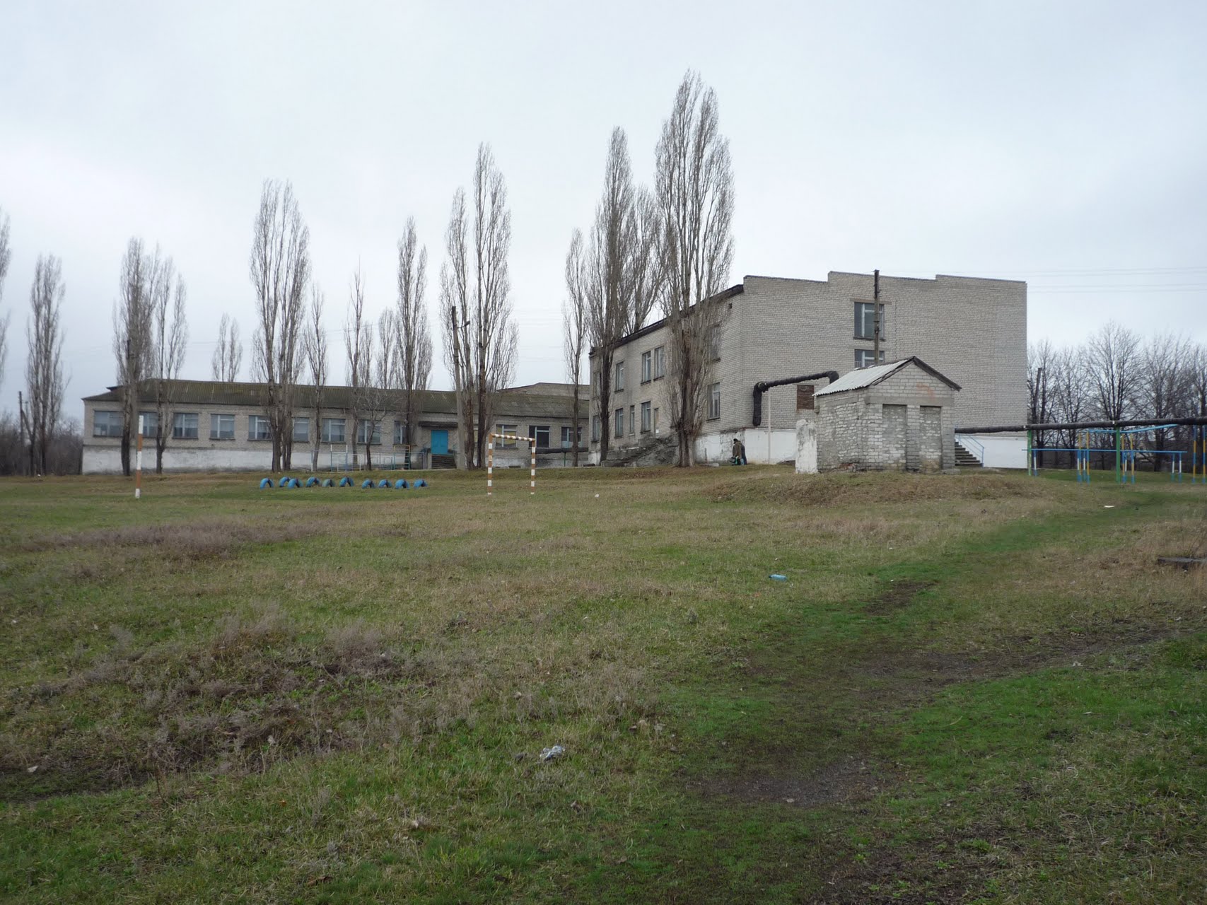 Погода ореховка. Ореховка Лутугинский район. Село Ореховка Луганская область. Село Ореховка Лутугинский район Луганская область. Ореховская школа Мошенской район.