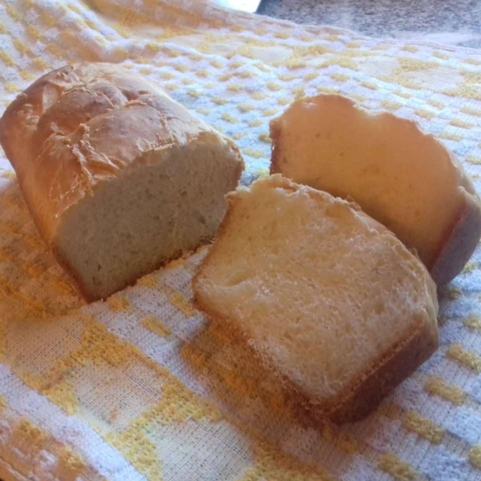 Хлеб бабушкины рецепты. Домашний хлеб Бабушкин. Молдавский хлеб в домашних условиях. Тесто хлеб Сергиев Посад.
