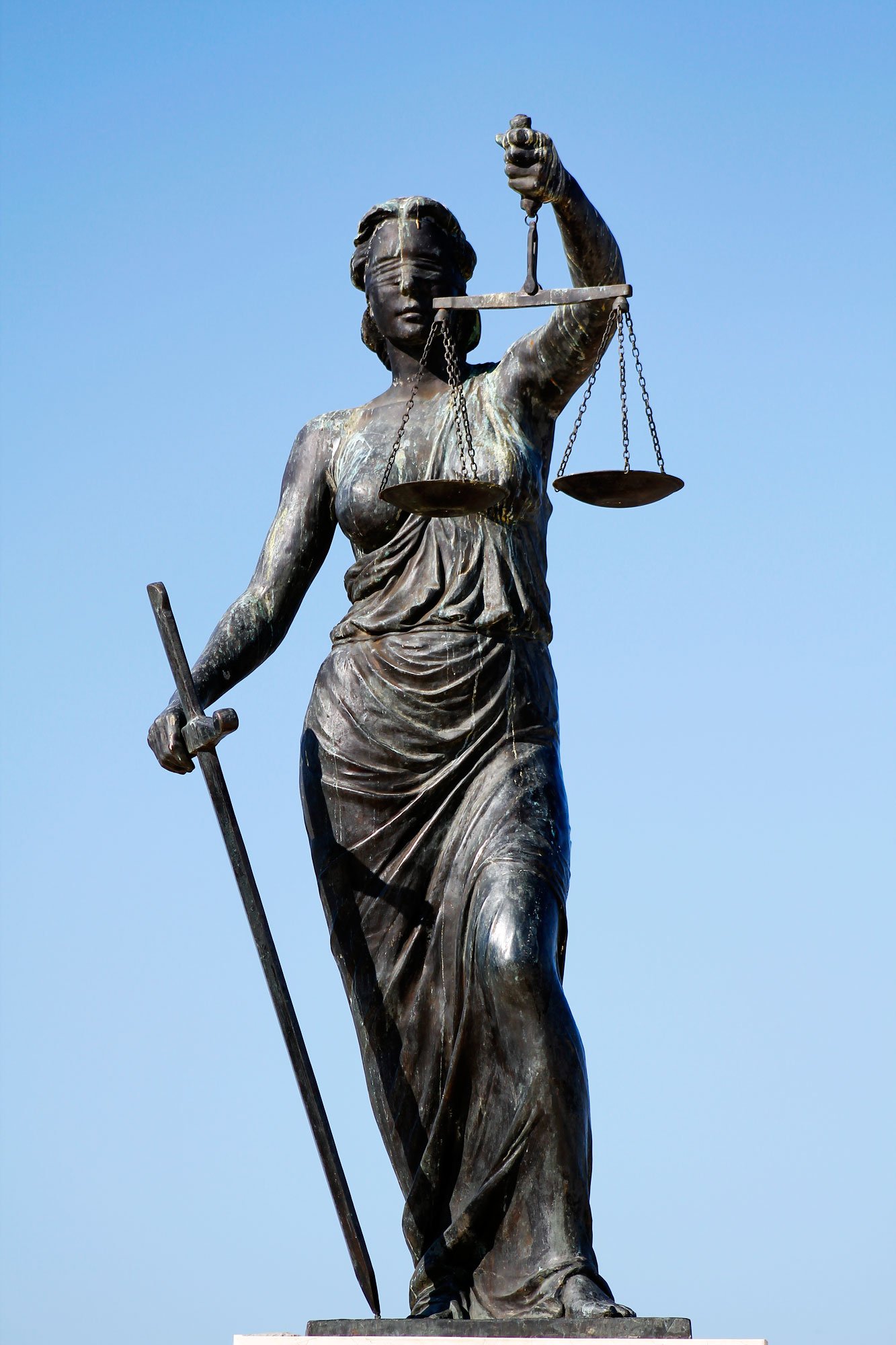 Статуя Богини правосудия Фемиды