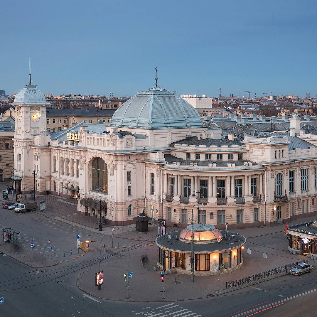 Витебский вокзал 21. Витебский вокзал модерн. Витебский вокзал фото. Витебский вокзал 1980. Витебский вокзал в петербурге.