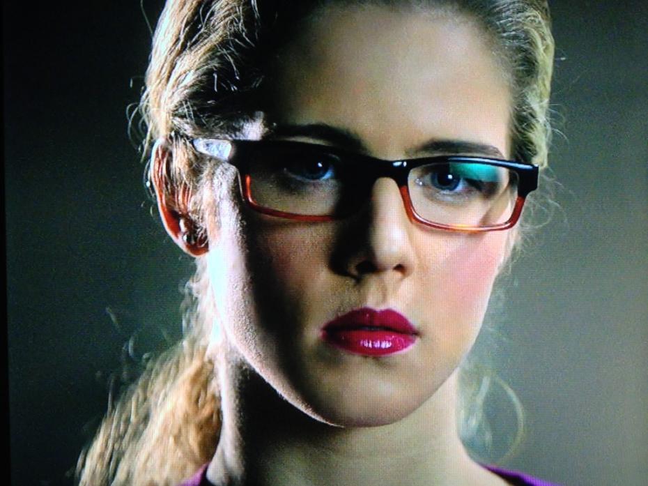 Эмили Бетт Рикардс (Emily Bett Rickards) Актрисы Постила 