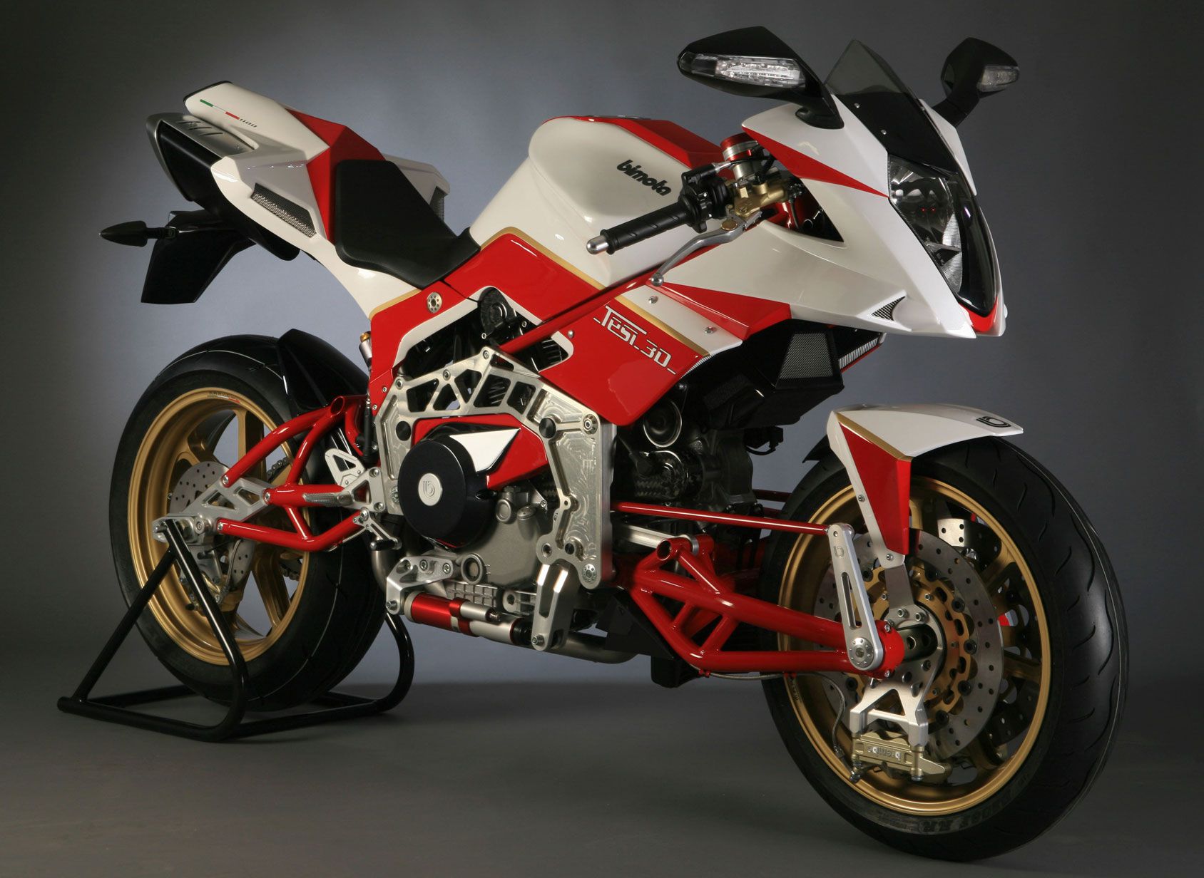 Мотоцикл Bimota tesi вилка