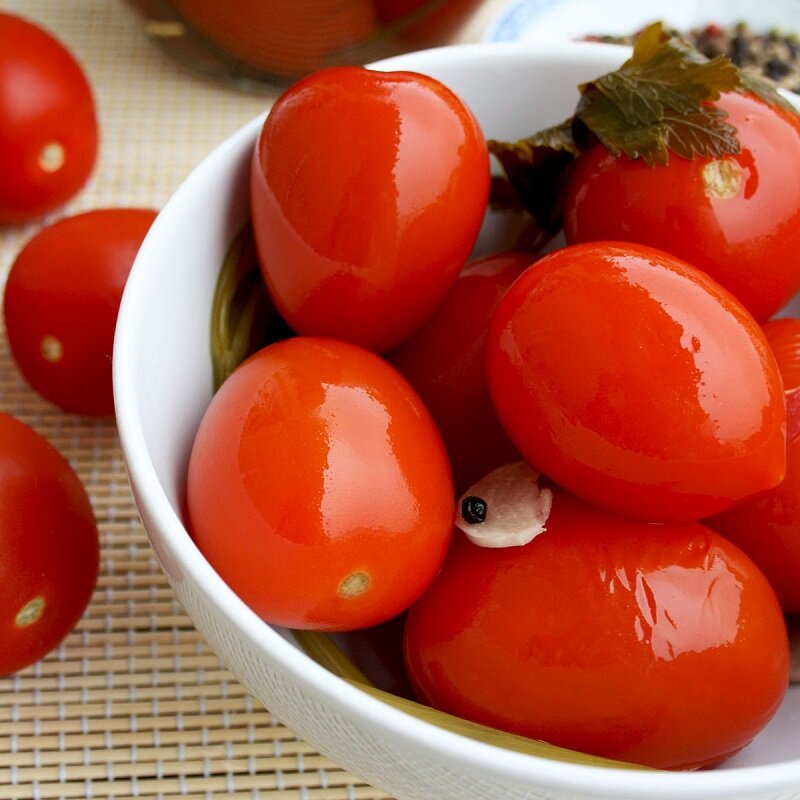 Очень вкусные маринованные помидоры