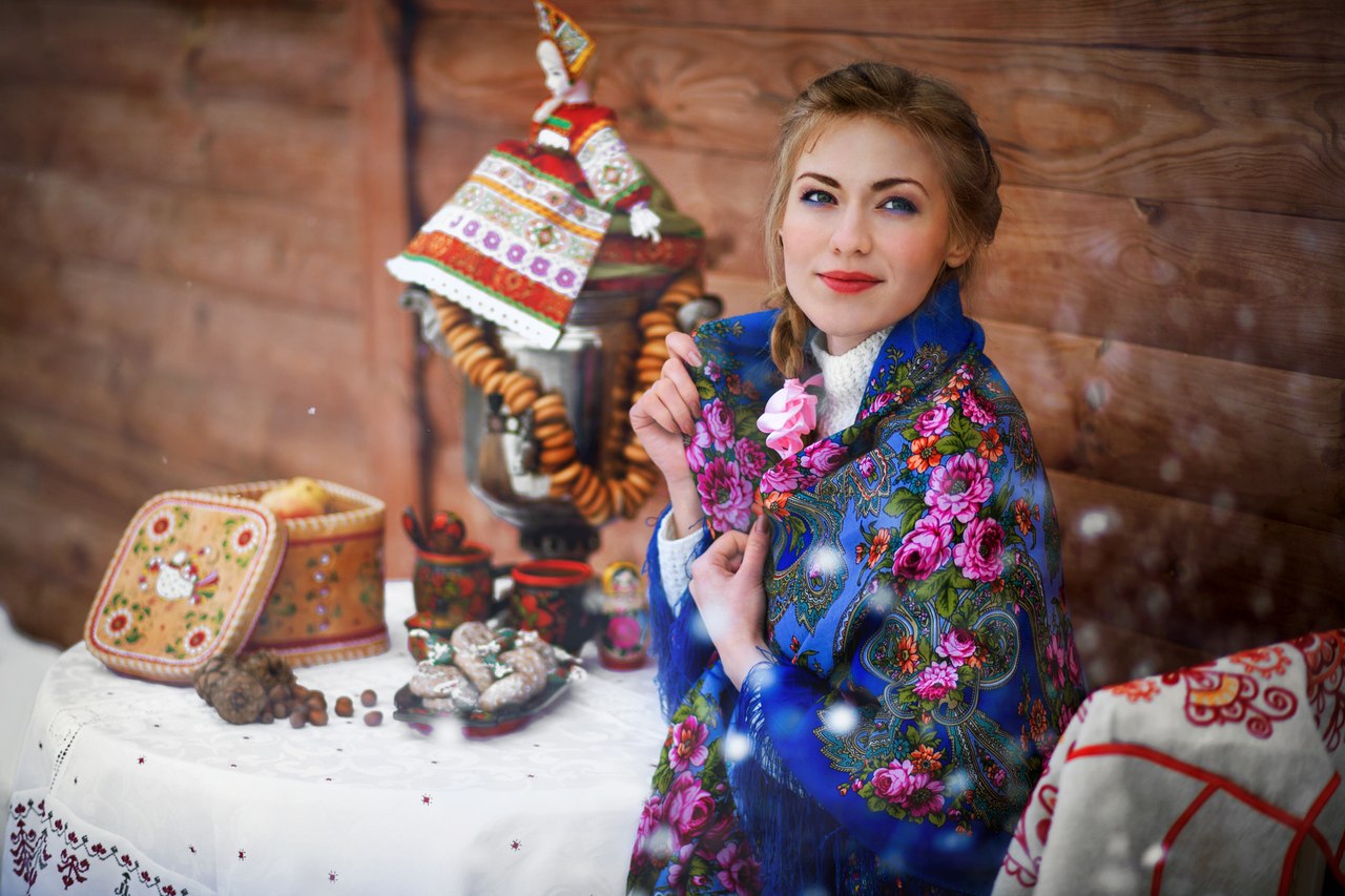 Ну давай ка в русском стиле. Фотосессия в русском стиле. Фотосессия в русском народном стиле. Русская красавица. Фотосессия в стиле русской красавицы.