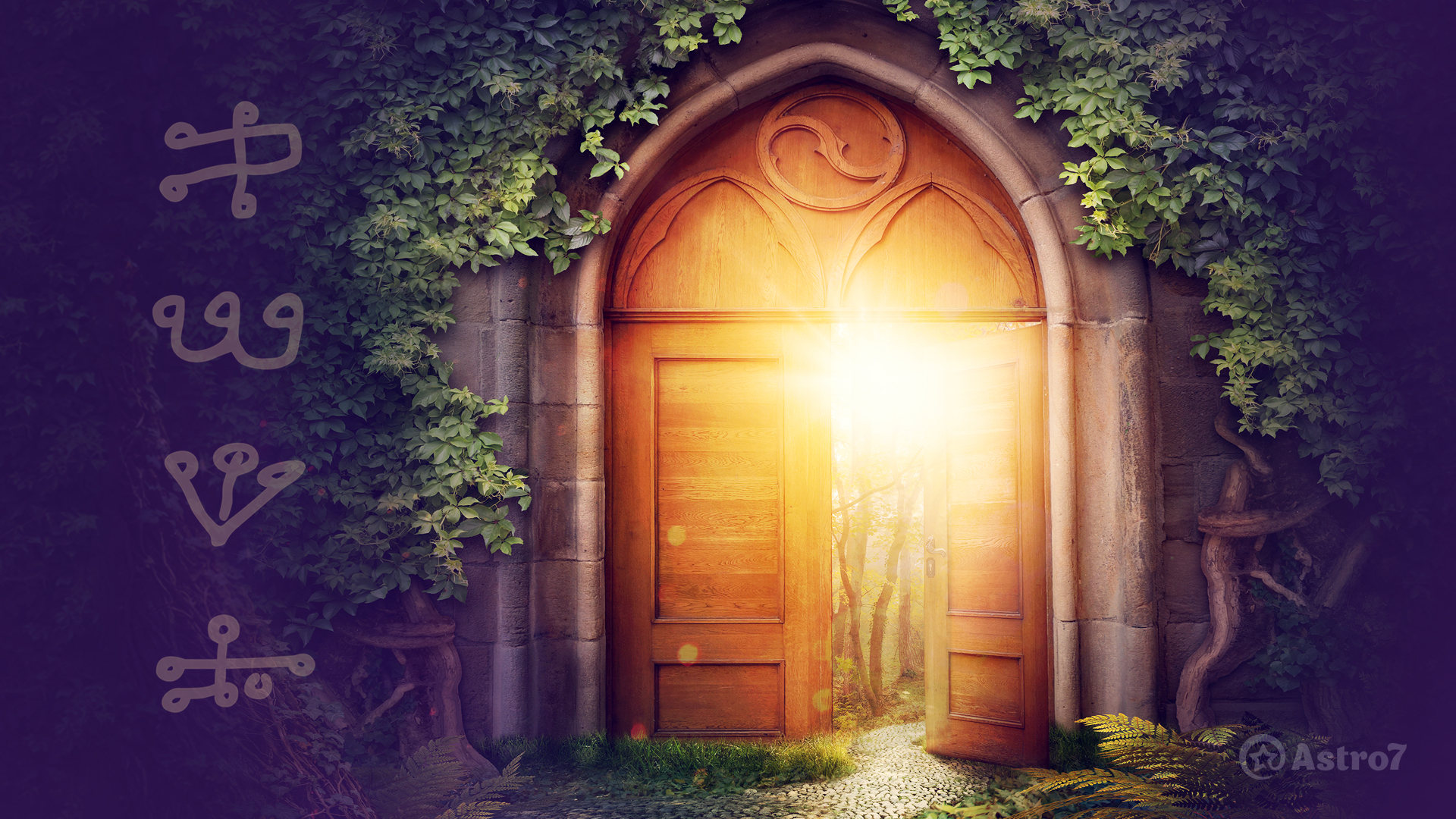 Открытая дверь в сказку. Дверь в сказочный мир. Сказочная дверь. Дверь в сказку. Сказочные ворота.