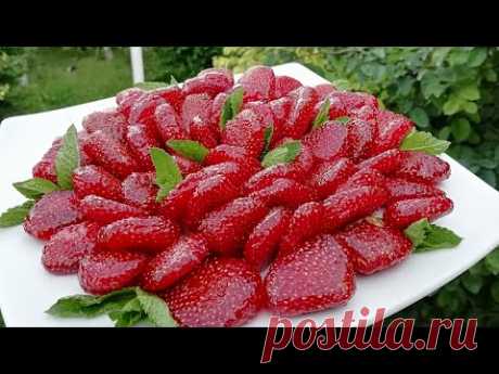 цукаты из клубники. просто  оочень красиво !)