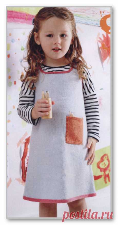 Вязание спицами. Описание детской модели со схемой и выкройкой. Платье-сарафан с контрастным накладным карманом, для девочки 2-3 (3-4, 4-5) лет