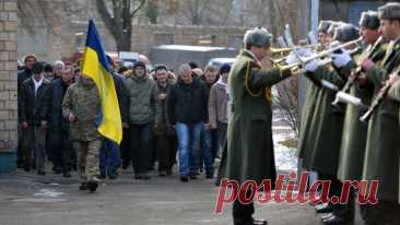 На Украине разрешили отправлять повестки военнообязанным по почте