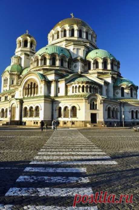 La cattedrale di Aleksandr Nevskij è una cattedrale ortodossa della Bulgaria, nella capitale della nazione, Sofia. In proceso a trova forti di conferenze in Bulgarya. ___________________________________________
#Russo_Turisto #Sofia #Bulgaria
Download — _______________________________ Болгарская православная церковь - церковь в Софии
Download video
Что больше всего любят дети?
Конечно же, мультики.
Именно в этом разделе мы собрали разнообразные зарубежные и отечественные мультфильмы.
Среди огр…