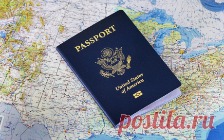 В США выдали первый гендерно-нейтральный паспорт. Паспорт с отметкой Х в графе пола могут выдать человеку, который не идентифицирует себя ни с мужским, ни с женским полом. По данным The Guardian, это мог быть житель Колорадо, который судится по этому вопросу с 2015 года