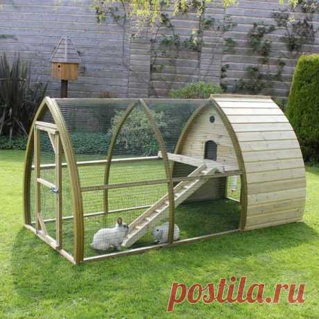 The Salisbury Rabbit House is a beautifully shaped, arching, Rabbit Haven with a run integrated into its design. Perfect to keep your rabbits, guinea pigs and small pets safe and sound, as well as…