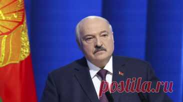 Лукашенко: Запад пытается навязать войну диверсионных групп. Президент Белоруссии Александр Лукашенко заявил, что страны Запада пытаются навязать республике войну диверсионных групп. Читать далее