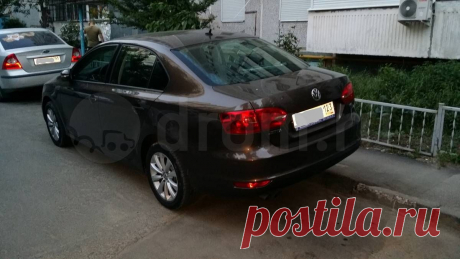 Купить Volkswagen Jetta 2013 г. в Краснодаре, сигнализация с автозапуском и обратной связью, 1.4 литра, коричневый, с пробегом, АКПП, бензин