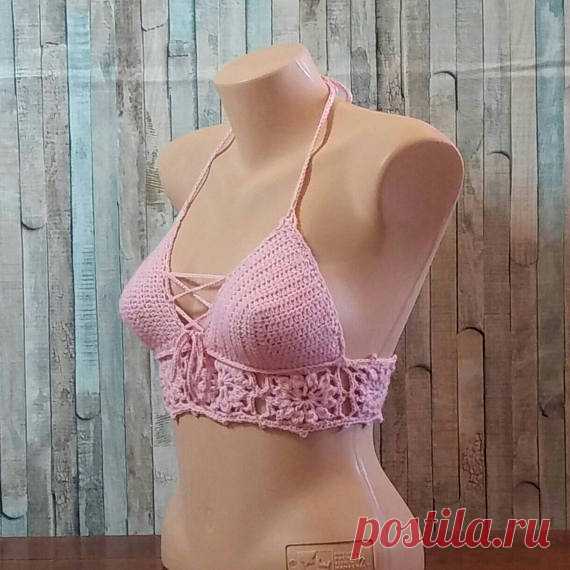 Pink Crochet Halter Top Made to order, Festival Wear, Summer Beach Wear, Rave Top, Hooping, Burning Man, Backless Top, Crop Top,Handmade Top There is joy found in purchasing handmade products that are made just for you and nobody else! And through July 4, if supplies last, you will receive the black lace choker free with your order! Would you like a different color? Convo me, I may have it. Would you like a brass pendant