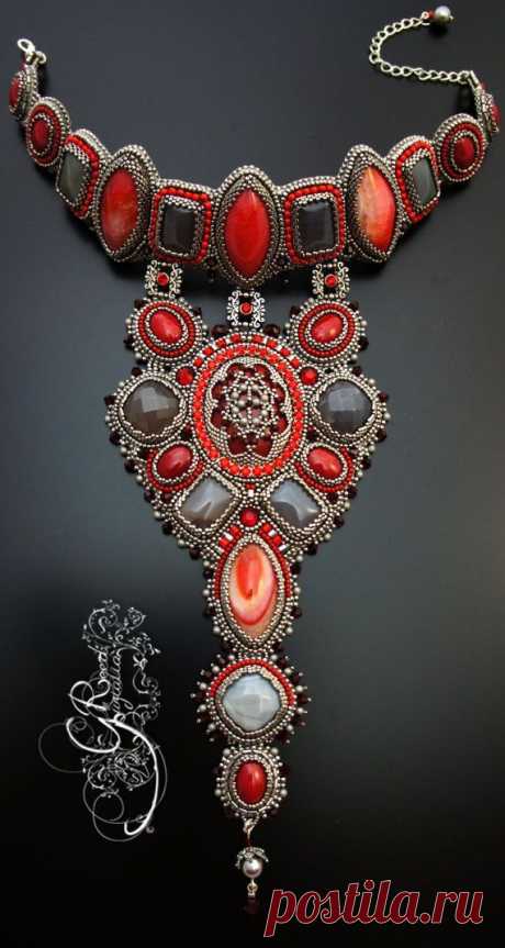(28) Red and Grey Choker Necklace | Красный, Ожерелья и Ожерелье-ошейник