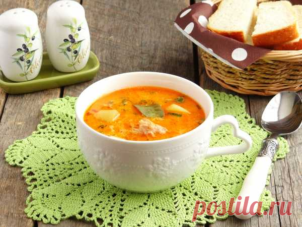 Суп из консервированной горбуши с плавленным сырком — рецепт с фото пошагово. Как приготовить рыбный суп из консервированной горбуши?