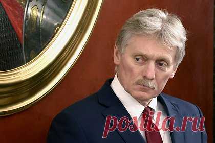 В Кремле ответили на вопрос о судьбе ЧВК «Вагнер». Структуры ЧВК «Вагнер» де-юре не существует, поэтому высказаться о ее дальнейшей судьбе сложно. Об этом заявил официальный представитель Кремля Дмитрий Песков. При этом пресс-секретарь отметил, что существует группа «Вагнер», которая внесла значительный вклад в ход спецоперации на Украине.