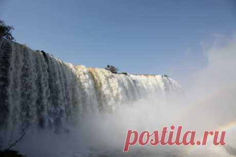 Бразилия: водопад Игуасу, Глотка Дьявола и самба | ПИЛИГРИМ | Яндекс Дзен