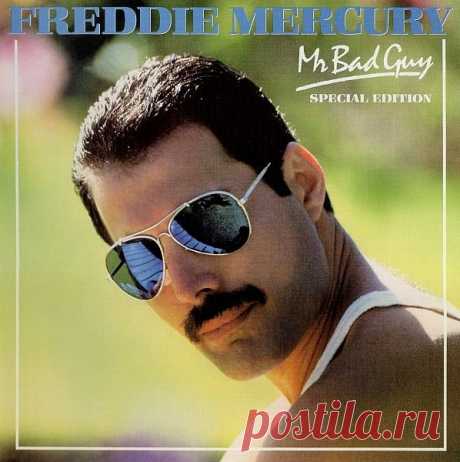 Freddie Mercury - Mr. Bad Guy (1985) (Special Edition 2019) FLAC Пока остальные коллеги были в отпуске, Freddie Mercury не бездельничал и записывал «Mr. Bad Guy». Каждая из одиннадцати песен сольного альбома написана лично легендой рока и три из этих песен выпускались в качестве синглов в целях продвижения альбома. И альбом вышел успешным, несмотря на отличия в