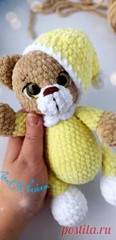 PDF Мишутка крючком. FREE crochet pattern; Аmigurumi animal patterns. Амигуруми схемы и описания на русском. Вязаные игрушки и поделки своими руками #amimore - плюшевый мишка, медведь из плюшевой пряжи, медвежонок.