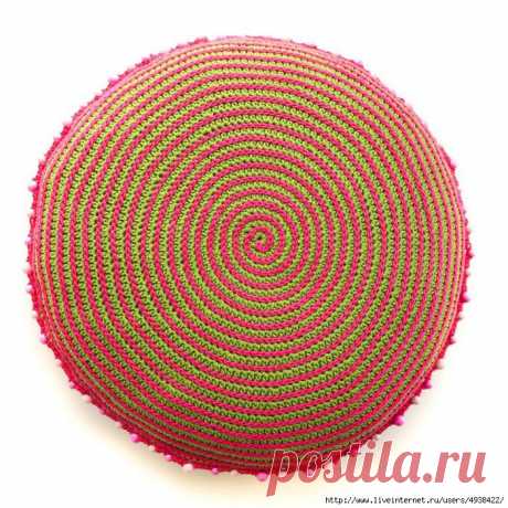 Спиральная подушка (Spiral Cushion) крючком. МК в фото. / Обсуждение на LiveInternet - Российский Сервис Онлайн-Дневников