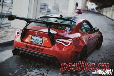 Scion FRS / Только машины