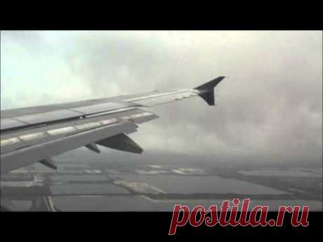 Thunderstorm landing at Miami - YouTube