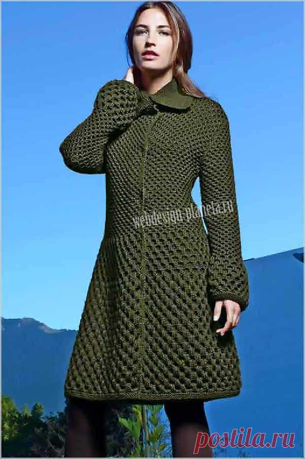 Темно-зеленое пальто спицами с узорами соты | Вязание спицами, вязание крючком | Мир увлечений современной женщины.
