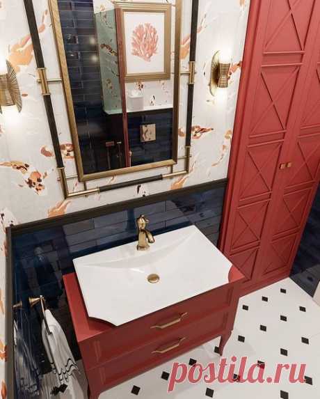 Ванная комната на стиле и красоте. Отличное сочетание красного и черного.