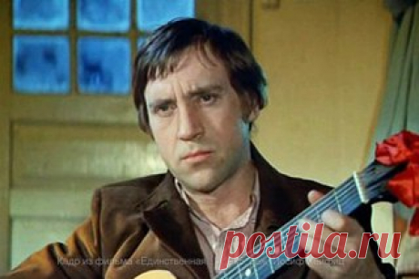 37 лет назад ушел из жизни легендарный поэт, автор песен и актер Владимир Высоцкий.