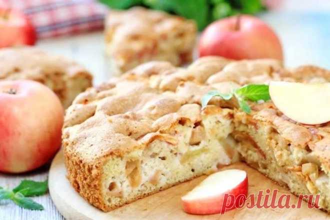 Пышная шарлотка с яблоками: рецепты в духовке