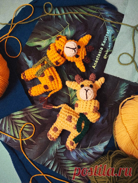 PDF Жирафик Завязафик крючком. FREE crochet pattern; Аmigurumi toy patterns. Амигуруми схемы и описания на русском. Вязаные игрушки и поделки своими руками #amimore - жираф из обычной пряжи, жирафик с длинной шеей из обычной пряжи.