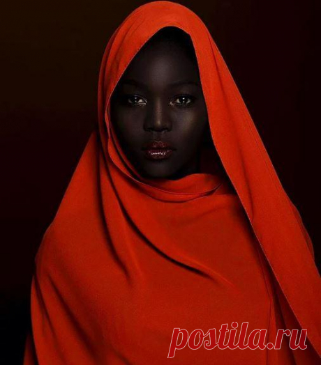 Новая звезда Инстаграма: &quot;Черная пантера&quot; из Южного Судана затмила экзотическую красоту Наоми Кэмпбелл