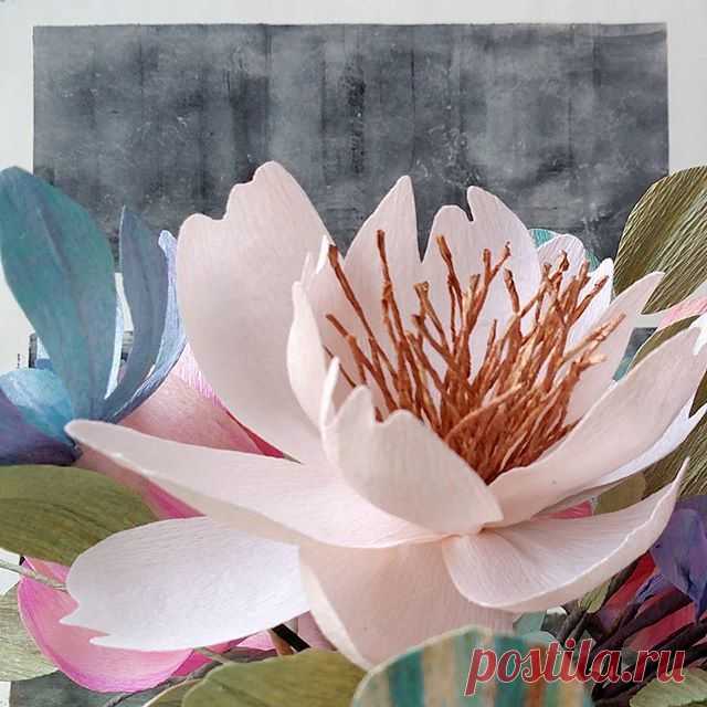 Many thanks to @makersmovement for the feature yesterday!! 🙌 Instagram is such a great place for makers to find inspiration and support💕 I love being here. | I looked at a red Japanese peony as a model for this flower, but changed the color to cream | monotype on the background #paperflowers #paperflower #paperart #paperplants #paperfoliage #paperleaves #dscolor #dsfloral #flowers #flowerstagram #craftsposure #crafttherainbow #makersmovement #makersvillage #ohwowyes #monotype