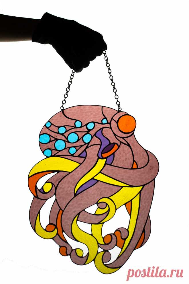 Stain glass Octopus suncatcher Window hanging panel Stained glass anim Window hanging suncatcher made of stained glass pieces by my own disign.Handmade using Tiffany copper foil technique.Looks amazing in the sunlight.You will get it completely ready for installation. It comes with a self-adhesive hook and copper chain.It will be a great gift for friends or relatives Width: 11 inches Heig