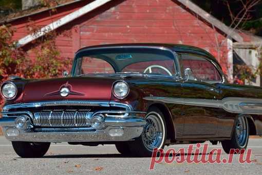 1957 PONTIAC CHIEFTAIN HARDTOP
Двигатель Tri-Power 5,6 литров V8 290 л.с.
Коробка автомат
Цена $71,500