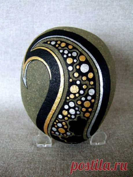 (43) 3 D Art Object, Unique Hand Painted Rock, Signed Numbered, Home or Office Decor, Galaxy Stars Design, Gold Silver Black, Gift for Him or Her