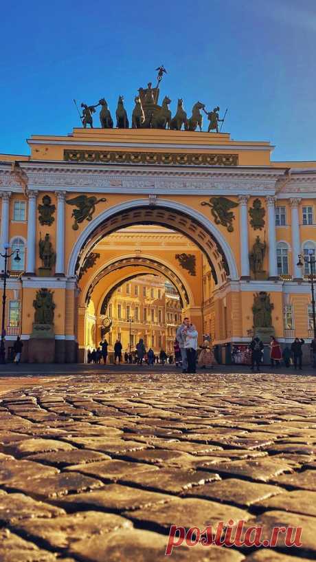 Эстетика Петербурга. Дворцовая площадь