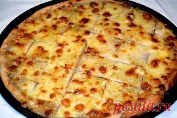 Лучшие кулинарные рецепты: Пицца чесночная с сыром
