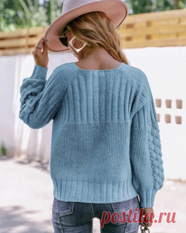 Оригинальный пуловер спицами