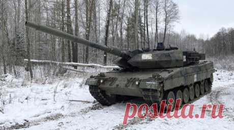 «Всегда находятся оправдания»: почему у ВСУ возникают проблемы с использованием немецких танков Leopard. ВСУ испытывают проблемы с эксплуатацией танков Leopard 2 из-за недостатка запчастей и необходимости отправлять их на ремонт в Литву и Польшу, отмечают западные обозреватели. По их оценкам, теоретически украинские военные должны иметь в своём распоряжении около 60 машин Leopard 2, однако несколько десятков из них могут быть непригодны к использованию. Военные эксперты отмечают, что западная…