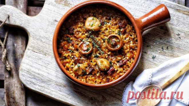 Receta de arroz de 'cap i pota' con níscalos Es tiempo de setas y lo celebramos con un delicioso arroz. Las elegidas son los níscalos (rovellons de botó, en catalán) y como acompañamiento