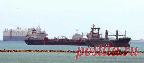 МИД назвал причину удержания российских моряков в порту Мапуту