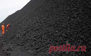 ОТЭКО начал восстанавливать перевалку угля в Тамани после снижения ставок. Терминал ОТЭКО в Тамани наращивает перевалку угля после объявленного угольщиками бойкота в феврале 2024 года, пересмотра тарифов и возобновления отгрузок. В мае обработка грузов в порту составит около 1 млн т, в июне — 2–3 млн т